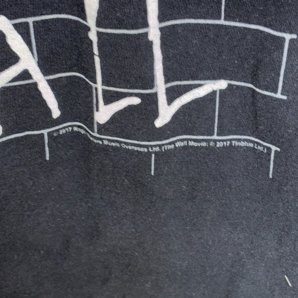 Pink Floyd - “The Wall” 2017 Fruit Of The Loom Black Shirt. Medium - Picture 7 of 9